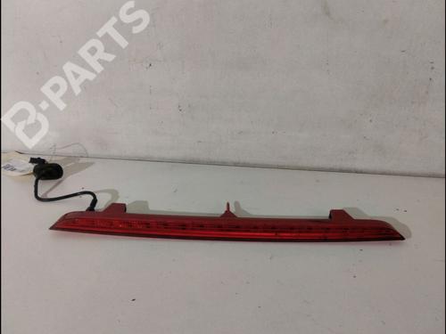 Third brake light AUDI Q5 (8RB) 2.0 TDI quattro (170 hp) 8R0945097A