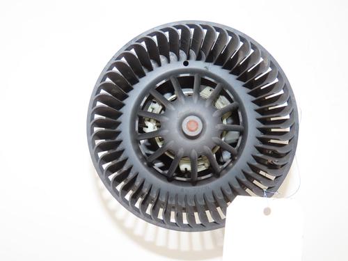 heater-blower-motor-renault-clio-iii-br01-cr01-2005-2006-2007-2008-2009-2010-2011-2012-2013-2014-32399915 main image