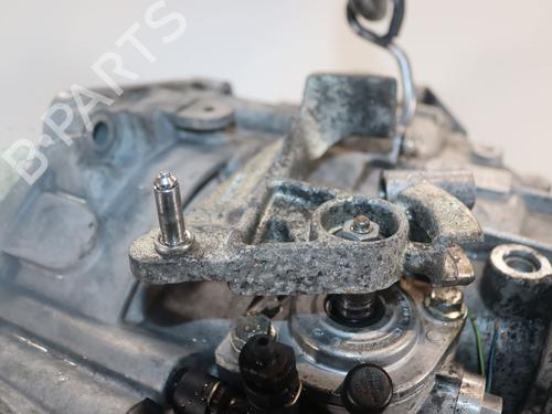 gearbox-seat-leon-1p1-2005-2006-2007-2008-2009-2010-2011-2012-2013-32740358 main image