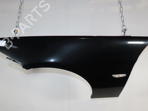 Used Left front fenders BMW 3 (E90) 318 d (143 hp) 24323437