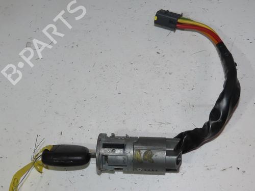 Clé de contact RENAULT CLIO II (BB_, CB_) 1.5 dCi (B/CB07) (65 hp) 28685481