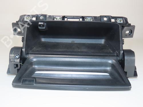 Suporte copos/Objectos PEUGEOT 2008 II (UD_, US_, UY_, UJ_, UR_, UC_) 1.2 PureTech 130 (USHNS, URHNS) (130 hp) 30291894