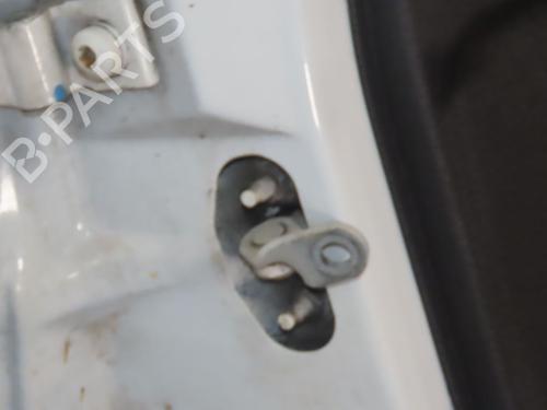 Used Right front door PEUGEOT 206 Hatchback (2A/C) 1.1 i (60 hp) 32005509