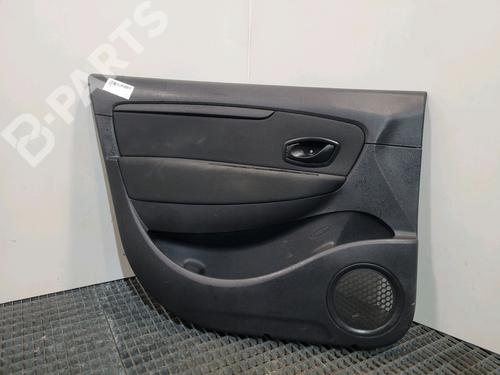 Left front door panel RENAULT GRAND SCÉNIC III (JZ0/1_) 1.5 dCi (110 hp) 809010468R