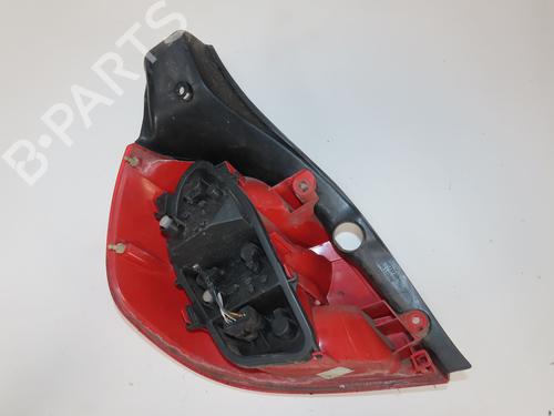 Used Right taillight RENAULT CLIO III (BR0/1, CR0/1) 1.4 16V (98 hp) 24822396