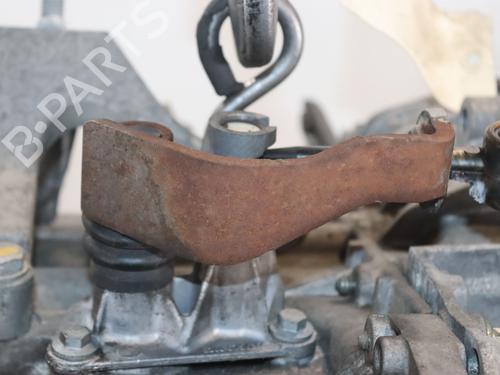 gearbox-dacia-lodgy-js_-2012-38077237 main image
