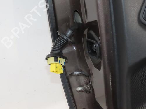 Used Right rear door Right rear door 37062247 37062247