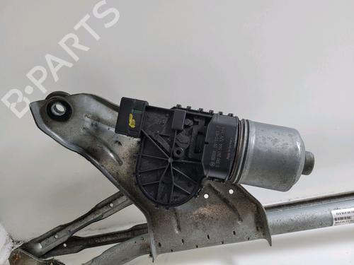 Used Front wiper motor DACIA SANDERO 1.4 MPI LPG (72 hp) 9023380