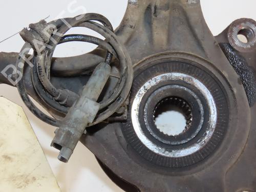 Left front steering knuckle PEUGEOT 308 I (4A_, 4C_) 1.6 HDi | BP30048041M25 