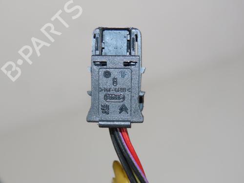 Used Left mirror PEUGEOT 308 SW I (4E_, 4H_) 1.6 HDi (90 hp) 32179495