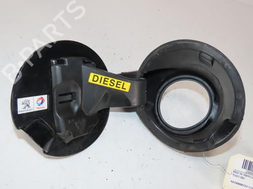 Used Fuel flap Fuel flap 36573306 36573306
