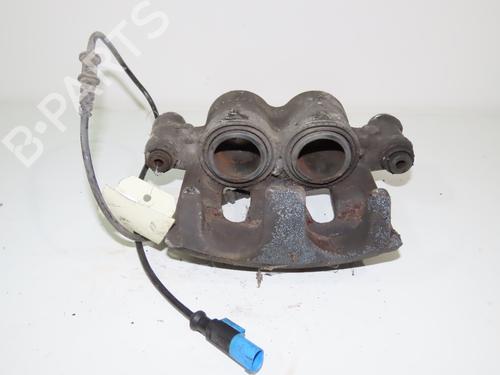 Used Left front brake caliper VW CRAFTER 30-50 Van (2E_) 2.5 TDI (109 hp) 15138691