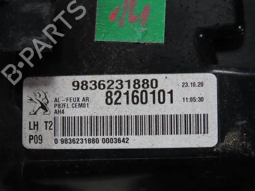 Used Left tailgate light Left tailgate light PEUGEOT 5008 II (MC_, MJ_, MR_, M4_) 1.5 BlueHDi 130 (MCYHZJ, MCYHZR, MCYHZX) (131 hp) 33770171 33770171