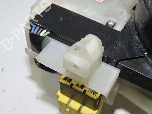 Used Steering column stalk RENAULT MEGANE III Hatchback (BZ0/1_, B3_) 1.5 dCi (BZ0C) (90 hp) 16159521