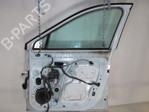 Used Right front door RENAULT SCÉNIC III (JZ0/1_) 1.5 dCi (110 hp) 31302449