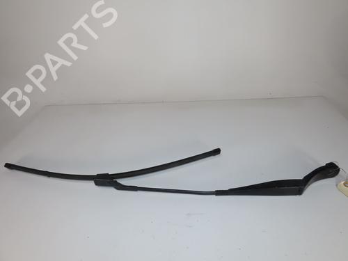Used Front windshield wiper arm Front windshield wiper arm 14901285 14901285