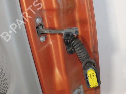left-front-door-renault-twingo-ii-cn0_-2007-38944356 main image