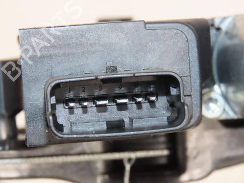 Rudehejsemekanisme Højre foran Rudehejsemekanisme Højre foran PEUGEOT 5008 II (MC_, MJ_, MR_, M4_) 1.5 BlueHDi 130 (MCYHZJ, MCYHZR, MCYHZX) (131 hp) 33808666 33808666