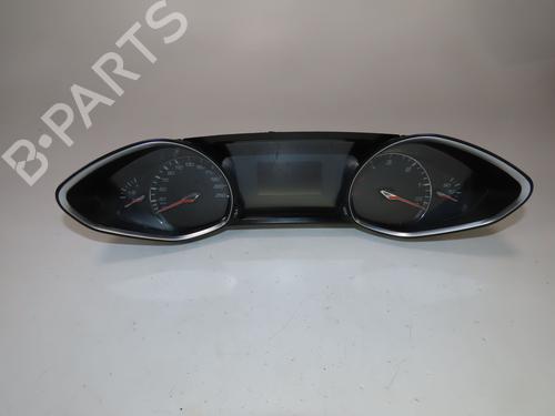 Used Instrument cluster Instrument cluster 17739002 17739002