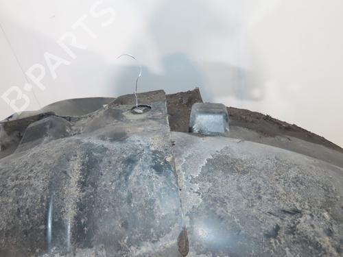 Used Wheel arch RENAULT CLIO IV (BH_) 1.2 16V (73 hp) 31843876