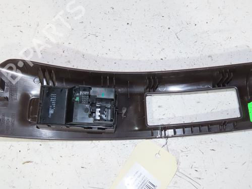 Commutateur OPEL MERIVA B MPV (S10) 1.7 CDTI (75) (131 hp) 24488394