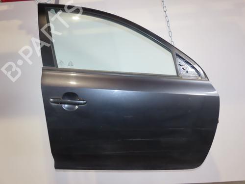 Used Right front door KIA CEE'D Hatchback (ED) 1.6 CRDi 115 (115 hp) 18249105