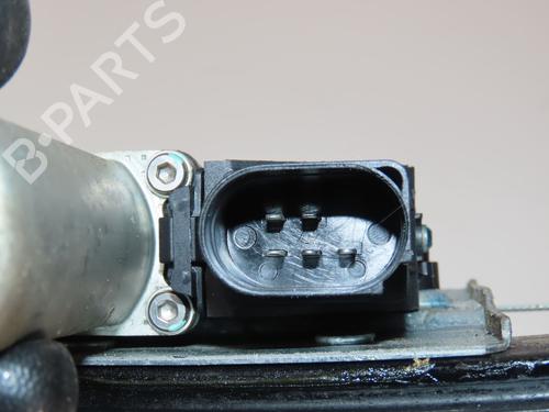 Alzacristallo posteriore sinistro Alzacristallo posteriore sinistro BMW 1 (E87) 118 d (143 hp) 36100610 36100610