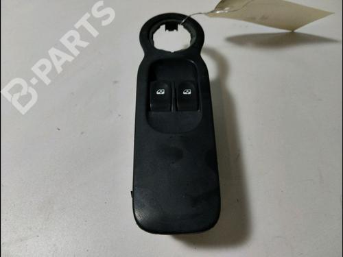 Used Left front window switch Left front window switch RENAULT MODUS / GRAND MODUS (F/JP0_) 1.5 dCi (FP0D, JP0D) (82 hp) 10490508 10490508