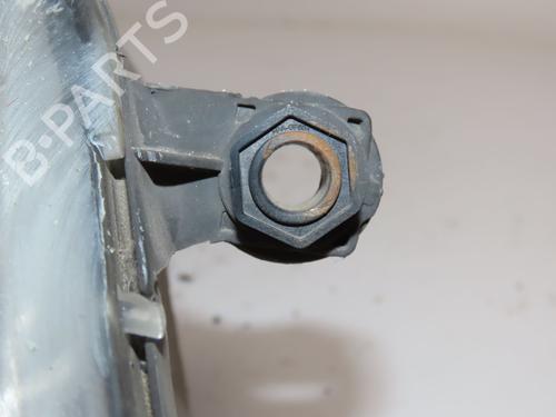 Used Right headlight VW POLO IV (9N_, 9A_) 1.4 TDI (80 hp) 30333323