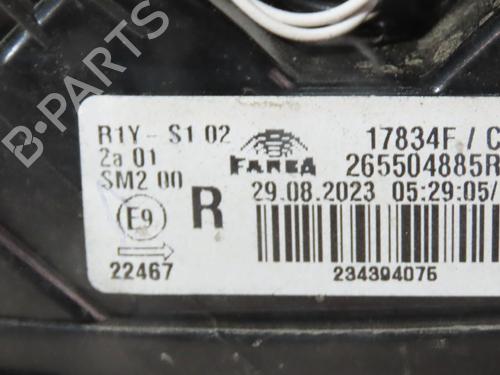Used Right taillight RENAULT CLIO V (B7_) 1.0 TCe 90 (B7MT) (91 hp) 29196427