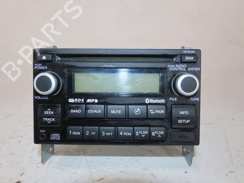Used Radio HYUNDAI TUCSON (JM) 2.0 CRDi (136 hp) 24419873