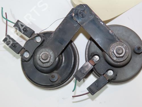 Horn NISSAN JUKE (F15) 1.5 dCi (110 hp) 31576198