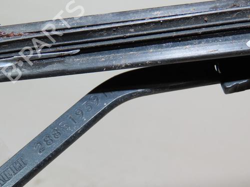 Used Front windshield wiper arm RENAULT MEGANE IV Hatchback (B9A/M/N_) 1.5 dCi 90 (B9A1) (90 hp) 24157988