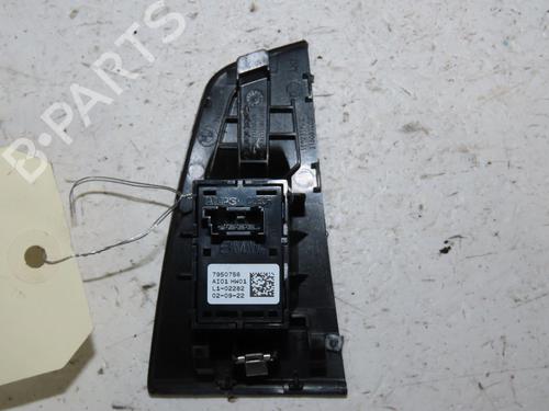 Comutador vidro trás esquerdo BMW 1 (F40) 118 i (136 hp) 24489078