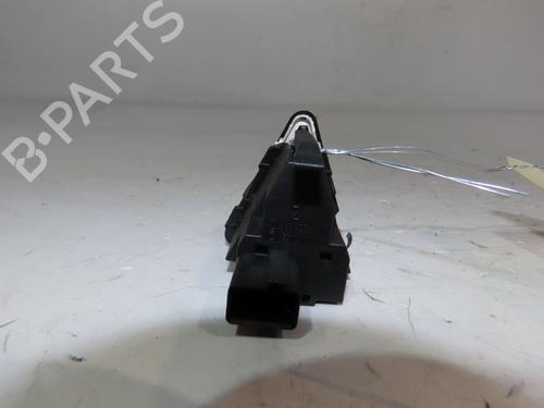 Used Warning switch MERCEDES-BENZ A-CLASS (W168) A 170 CDI (168.009, 168.109) (95 hp) 18667167