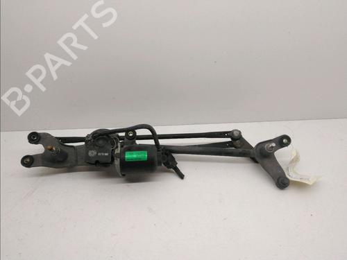 Used Front wiper motor KIA SORENTO I (JC) 2.5 CRDi (170 hp) 13301939