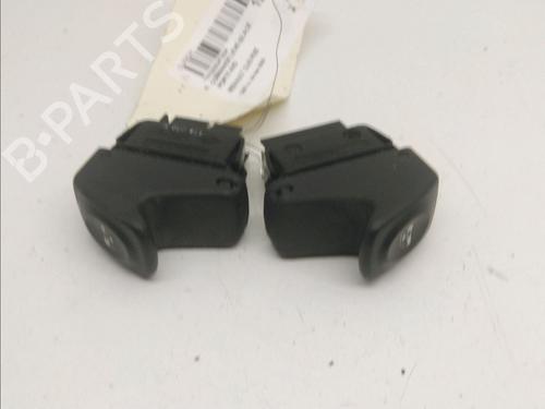 Used Left front window switch RENAULT CLIO II (BB_, CB_) 1.4 (B/CB0C, B/CB0S) (75 hp) 23163407