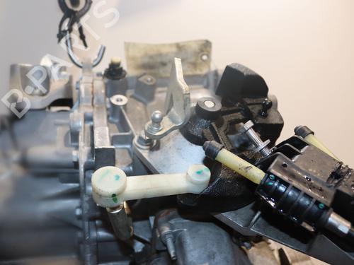 Used Gearbox PEUGEOT 208 II (UB_, UP_, UW_, UJ_) 1.2 PureTech 100 (101 hp) 31031009