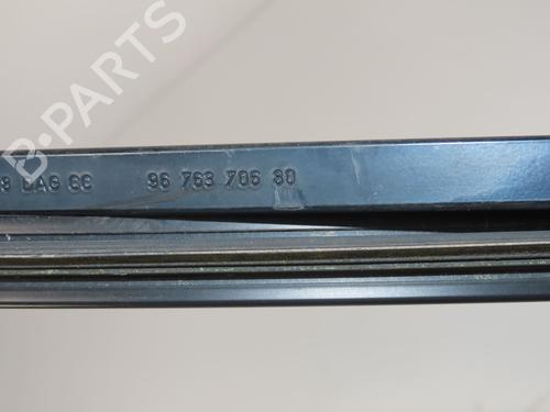 Front windshield wiper arm CITROËN C4 Picasso II 1.6 HDi / BlueHDi 115 | BP31179561C143