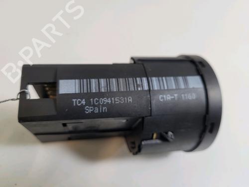 Used Headlight switch VW GOLF IV (1J1) 1.9 TDI (115 hp) 9024108