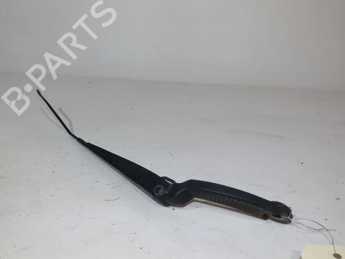 Used Front windshield wiper arm RENAULT CLIO IV Grandtour (KH_) 1.5 dCi 90 (KHN3, KHN4) (90 hp) 23165455