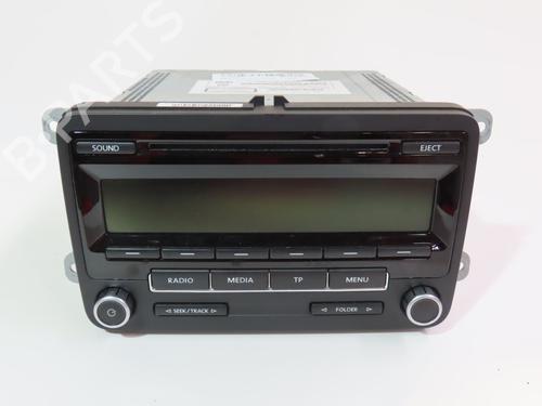 Radio VW GOLF VI (5K1) 1.6 TDI (105 hp) 17802892