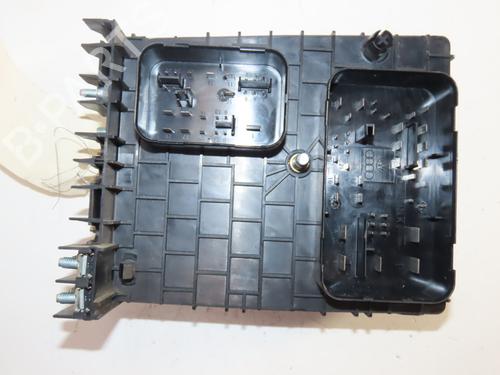 Fuse box VW GOLF V (1K1) 1.6 | BP29901595E1