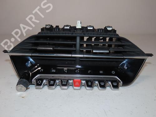 Used Warning switch PEUGEOT 2008 II (UD_, US_, UY_, UJ_, UR_, UC_) 1.5 BlueHDI 130 (131 hp) 31031048