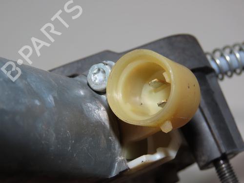 Used Front left window mechanism Front left window mechanism RENAULT CLIO II (BB_, CB_) 1.5 dCi (B/CB3M) (64 hp) 33187846 33187846