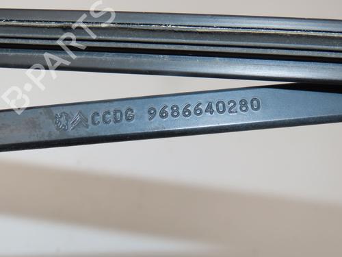 Used Front windshield wiper arm CITROËN C4 Picasso I MPV (UD_) 1.6 HDi (109 hp) 27581245