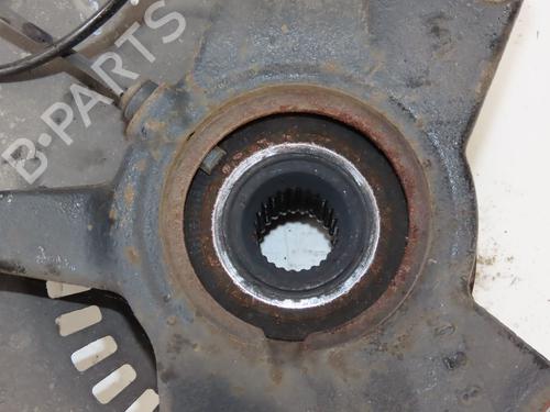 Left front steering knuckle RENAULT CLIO V (B7_) 1.5 Blue dCi 85 (B7AG) | BP29929827M25 