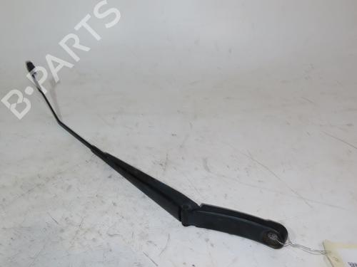 Used Front windshield wiper arm SEAT IBIZA V (KJ1, KJG) 1.0 (75 hp) 19540386