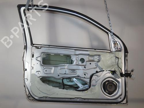 Used Left front door CHEVROLET AVEO / KALOS Hatchback (T200) 1.2 LPG (72 hp) 17996309