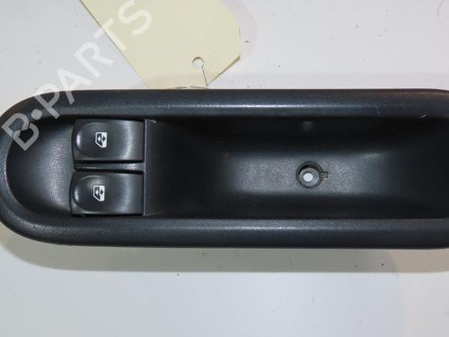 Used Left front window switch RENAULT TWINGO II (CN0_) 1.2 16V (CN04, CN0B) (75 hp) 29442441